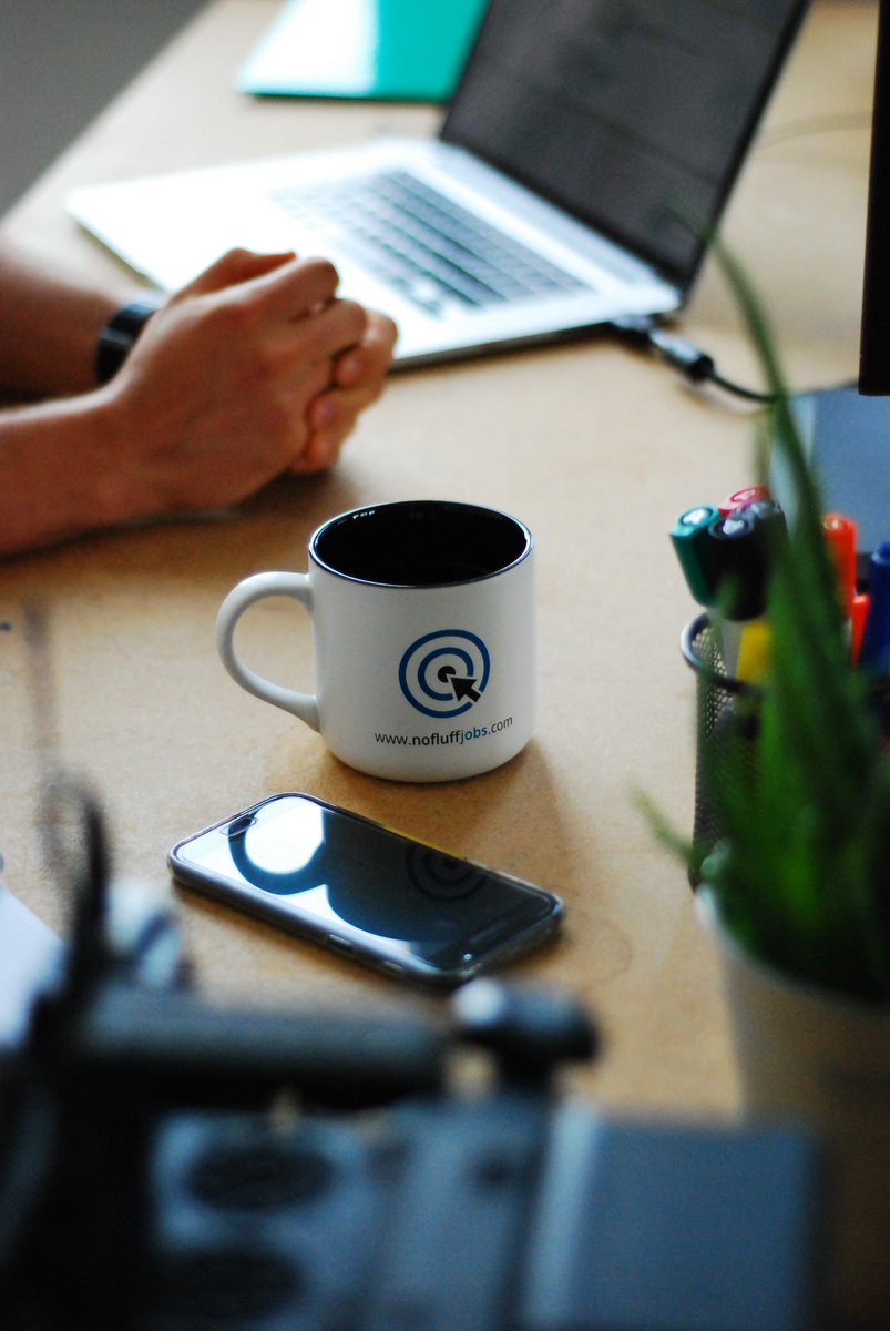 My pijemy już drugą... ☕☕
A Wy po ilu kawach jesteście? 😉 #coffee #kawa #office #biuro #mug #kubek #today #gdynia