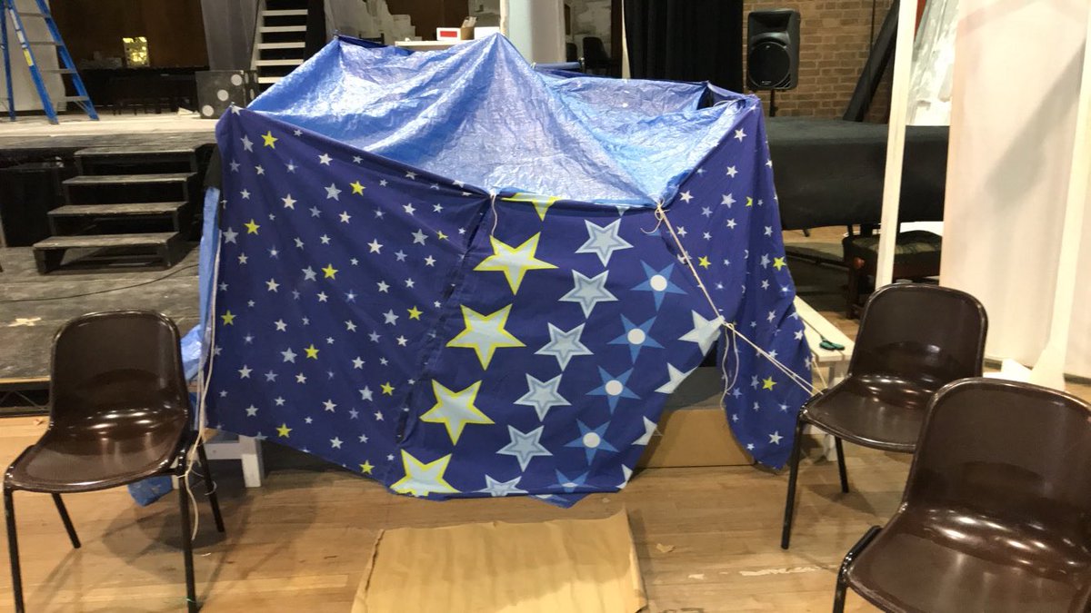 miss_isboora's tweet photo. amazing den building skills by the girls at the #AlcesterGrammar @XLR8camps 🙆🏽♀️ #phoenixtribe 👌🏽 https://t.co/OWrFcEYUAP