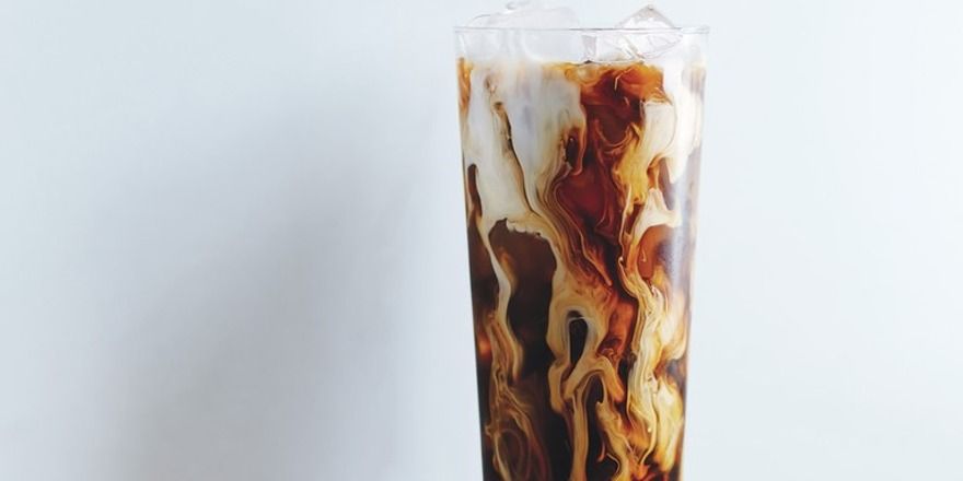 🙏 Coffee and cocktails – always a winning combination. ☕️🍸 10 coffee cocktails that aren't espresso martinis, via <a href="/LaBonneAuberge/">La Bonne Auberge</a> buff.ly/2EHBtc0 #Coffe #CoffeeLover #espresso