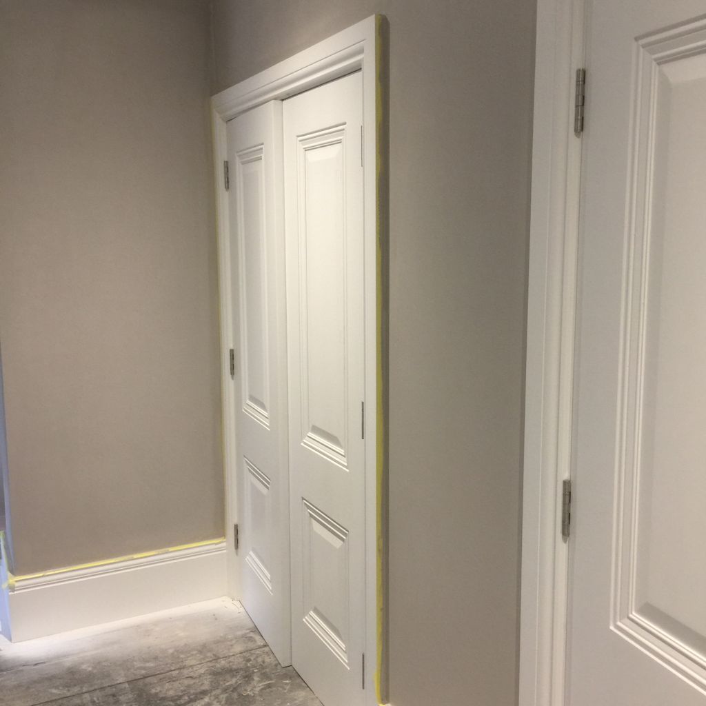 PaintTechUK's tweet photo. A few pictures from yesterday’s project. Final coats painted in @FarrowandBall Purbeck Stone #painttech #sprayingmakessense https://t.co/PaHQviZgF4
