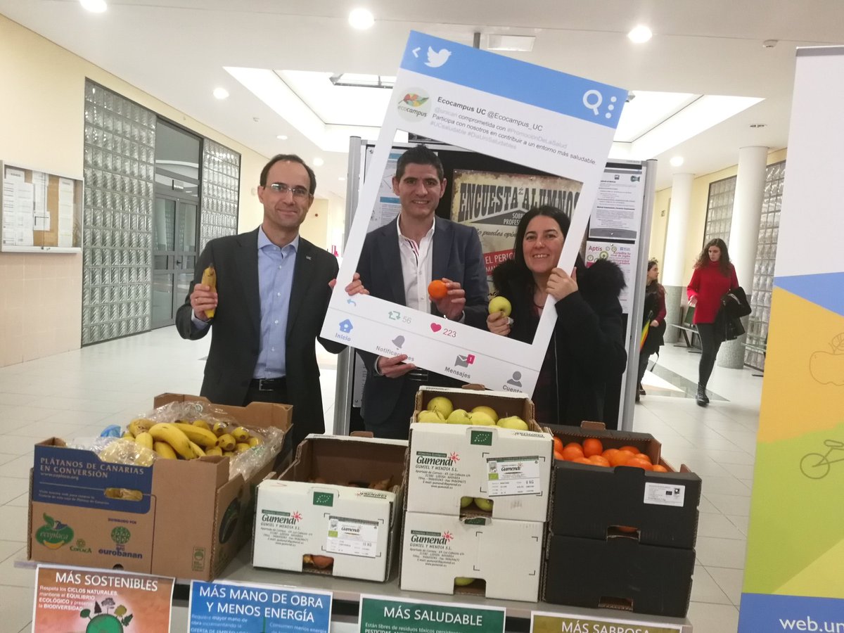 Ecocampus_UC's tweet photo. Hoy toca Día #UCsaludable en la #FacultadDeEconómicasYEmpresariales de @unican Ya tenemos todo preparado para que te pases a por tu pieza de #FrutaEcológica #DiaUniSaludables https://t.co/qc5FTKIwKI