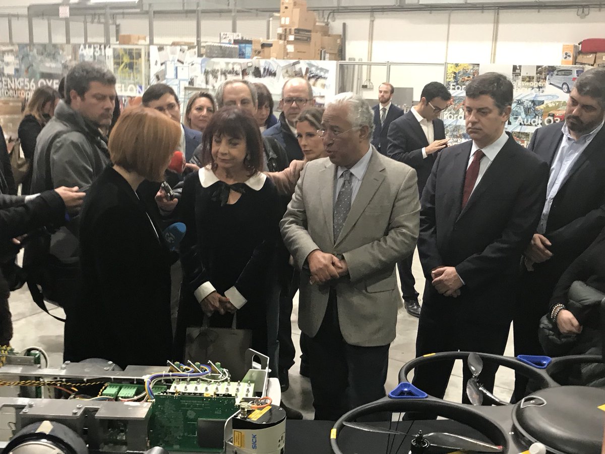 xxigov_economia's tweet photo. Visita à #Introsys na companhia do Primeiro Ministro António Costa, no âmbito do roteiro de #Inovação.
Uma empresa portuguesa líder no mercado da robótica, com unidades em Portugal, Alemanha, México, Índia e China. https://t.co/CzJXqPFLe9