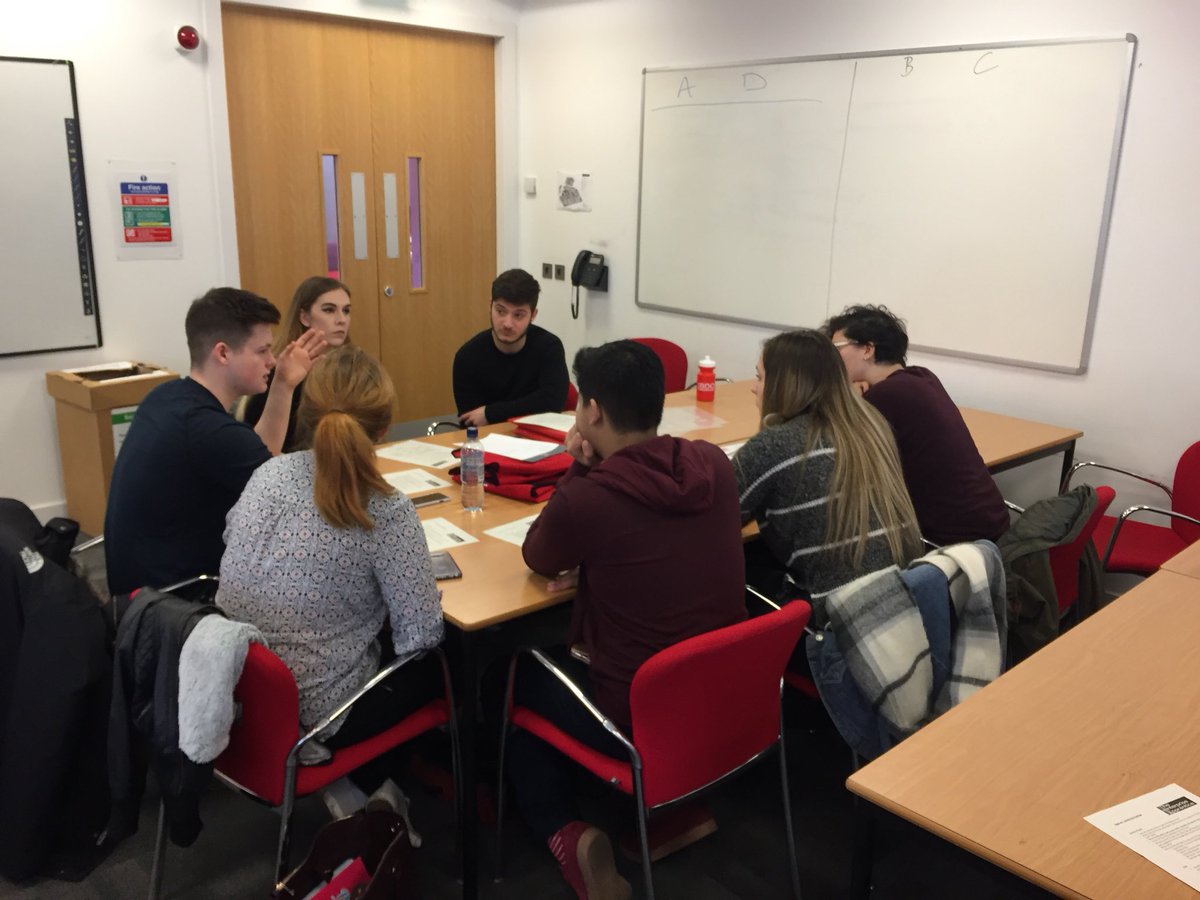 AdamNordstrom5's tweet photo. The first ever Enterprise Apprentice has now kicked off!!🚘📰 @Kul_ERAC @ERAC_Jobs #eracscotland @thebigissue @EnactusUK @EnactusGCU https://t.co/73cXToc6jv