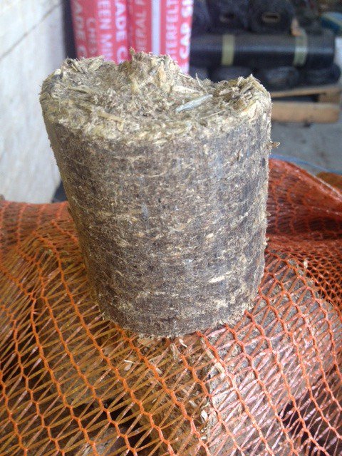 FleetTimber's tweet photo. Bulk Bag of Wood off-cuts for burning  £35 per bag collected  £12 extra delivered within a 12 mile radius. 
Heat Logs 12kg Net £5 collection Fleet Timber Supplies Limited 01945881221
prices inc vat https://t.co/K1NJOsj2d9