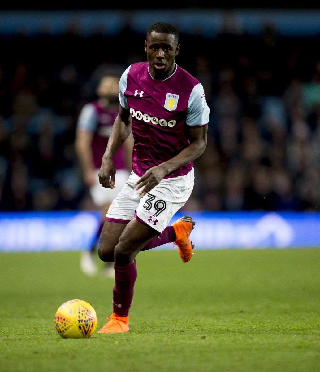 Great to see @KeinanD100 back on the pitch last night 💪  #PartOfThePride #AVFC https://t.co/aQO21UJuCq