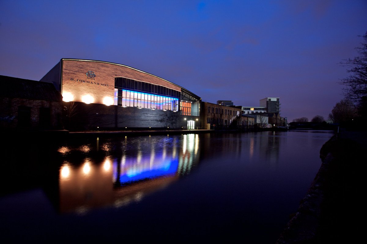 FormansFish's tweet image. Don't forgot Forman's restaurant is open tonight as part of #WickWednesday - Get a free glass of #ChapelDown English Sparkling Wine when ordering dinner or a #Forman’s Cured #Salmon Tasting Plate for 2 at the Bar. 6pm to 9pm - we hope to see you here!