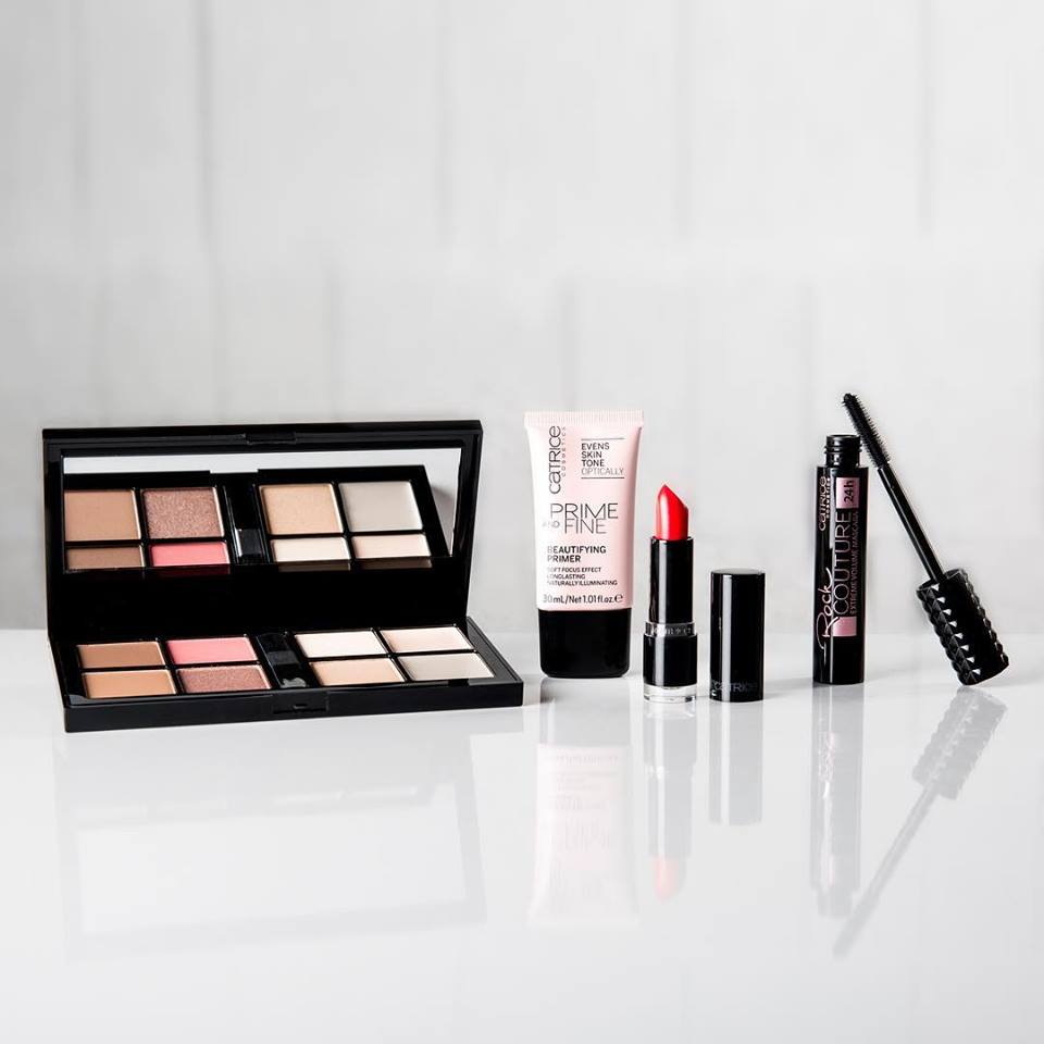 CatriceSA's tweet photo. These are a few of our favorite things! π Update your makeup collection today with a few of our best selling beauties! #catricesa #beautyneverstops https://t.co/GnkGYz0Cfp