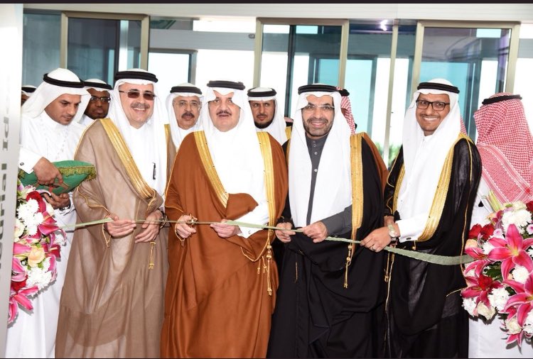 7amod777's tweet photo. افتتح سمو الامير سعود بن نايف المنتدى الخامس ل #ريادة_الأعمال بعنوان "ريادة الاعمال الاشتراكية" 
منتدى مميز ورائع بكل ما يحتويه من تنظيم ومحاضرات .. 
#kfupm 
#CollaborativeEntrepreneurship
@eiKFUPM @kfupm https://t.co/H3vYaKJjZA
