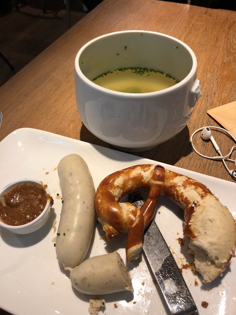 cathal82's tweet photo. Lunch in Frankfurt https://t.co/Fc6MpjRmJw