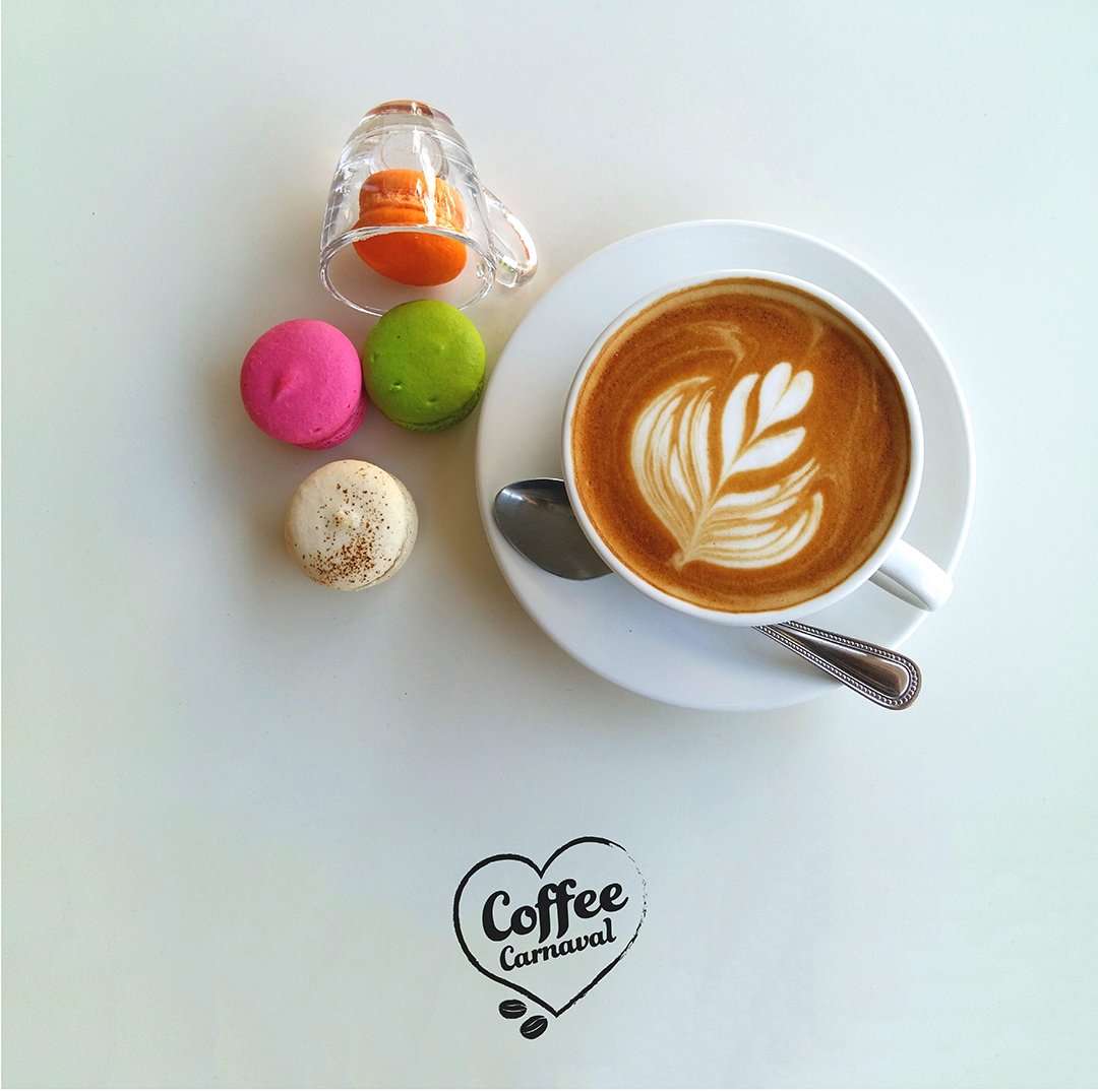 CoffeeCarnaval's tweet photo. Sen de fotoğrafını çekerken kahvesini soğutanlardan mısın? #CoffeeCarnaval #Eskişehir #kahve #coffee #muhabbet #karnaval https://t.co/EugqFF8h36