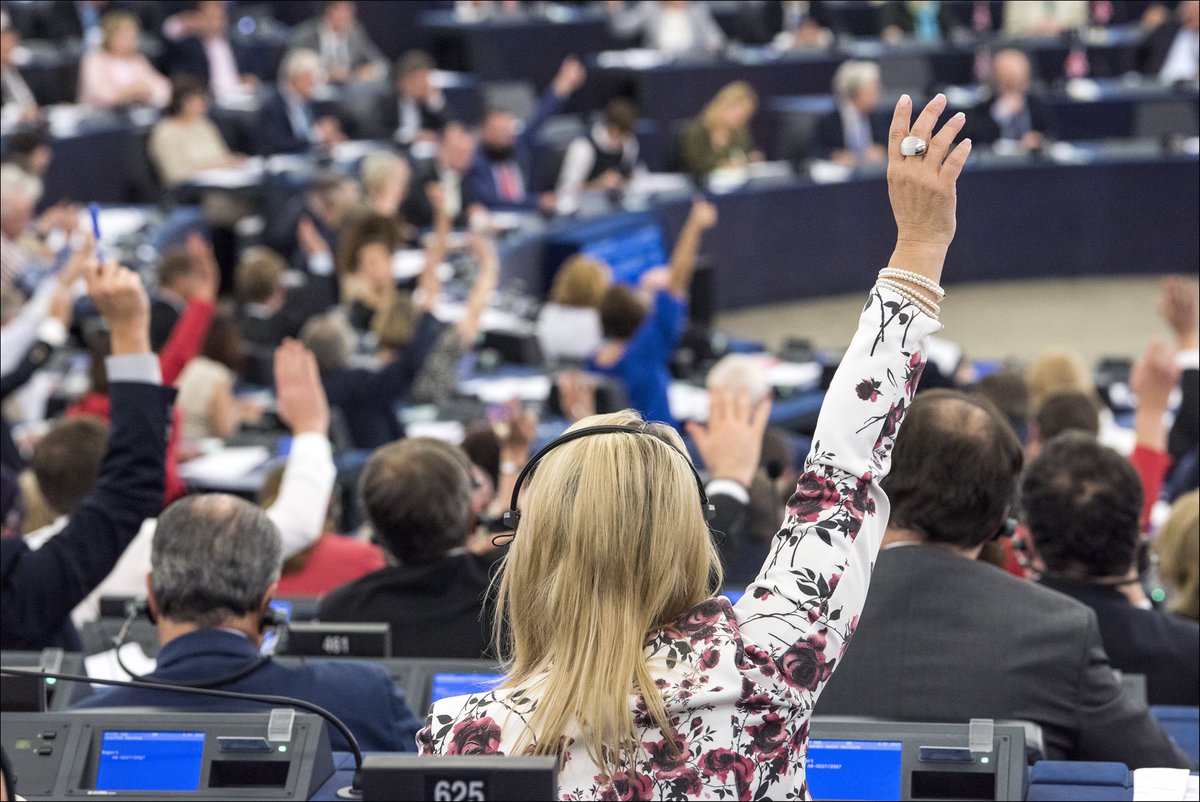 WWFEU's tweet photo. Excellent news from @EP_Industry ! MEPs voted to STOP funding #coal power with public money. https://t.co/hRz6IkZJnp https://t.co/3Duu3pqNJT