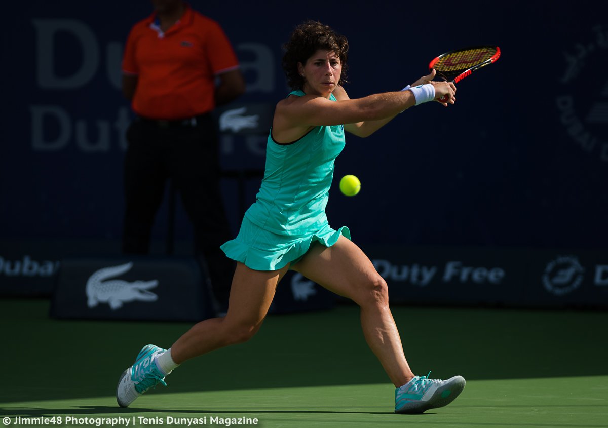 CARLA SUAREZ NAVARRO - Página 9 DWjn244WsAAnNEE