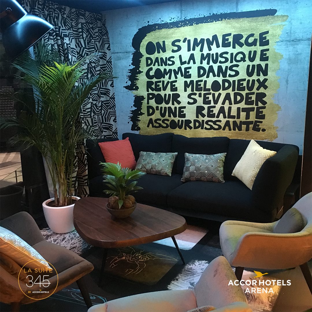 HavasPlay_FR's tweet photo. It's getting REAL 😍
La #Suite345 de @welcome_fans_ est prête à accueillir ses premiers invités dès demain à l'@AccorH_Arena, pour les concerts d'Imagine Dragons, DJ Snake et Kendrick Lamar ! 🙌

Pour tenter de la réserver 👉 https://t.co/u0rhuZvj7I https://t.co/8iSj0szIOO
