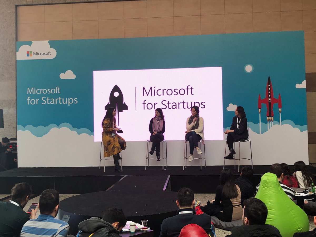 Girişimler ve kurumlar nasıl bir arada çalışabilirler? @incicomlekci @arzueryilmaz12 <a href="/cerensayar/">ceren sayar</a> ile yanıt aradık. #TeknolojiZirvesi2018