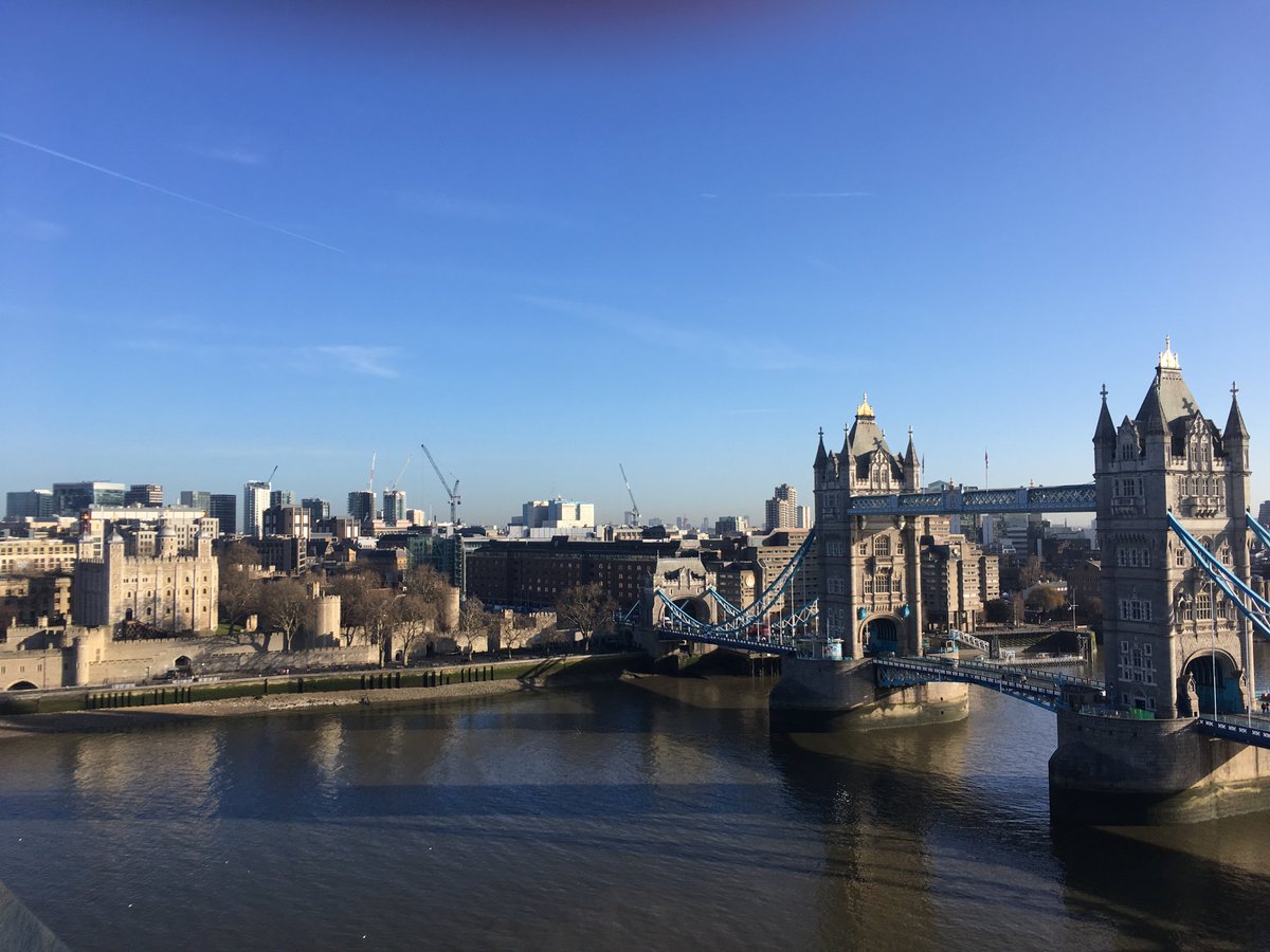 Stunning surroundings for our 3rd birthday for #ClimateJust in #londonlivingroom with slightly squashed cake &amp; glass of fizz, overlooking Tower Bridge! Thanks to our hosts <a href="/ClimateLondon/">LCRP (London Climate Ready Partnership)</a>, participants &amp; speakers @ClimateUKKG <a href="/katharineknox/">Katharine Knox</a> <a href="/Sarah_J_Lindley/">Sarah Lindley</a> <a href="/Floodsman/">Paul Sayers</a>