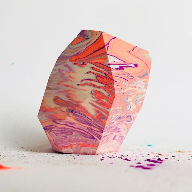 SalfordUniNews's tweet photo. Our @UoS_ArtsMedia Interior Design grad Amanda Tiller has been shortlisted in prestigious @LibertyLondon #LibertyOpenCall - making it to last 13 from 9,500 entries. The #MissHandled founder needs your votes now!
https://t.co/yoBuGqZ4W4 https://t.co/bWqAgx5mYR