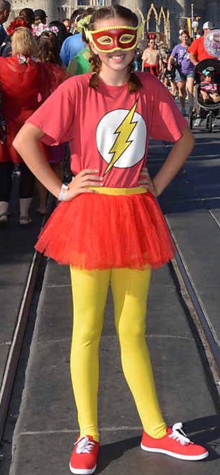 brooketberry's tweet photo. My personal passion project for school is on believing that you can achieve any dream you have! To prove my point, my dream is to be an extra on #TheFlash ! Come on @CW_TheFlash would 1000 retreats make it happen?!?! #servecoffeeatJitters https://t.co/FcCuSag1WT
