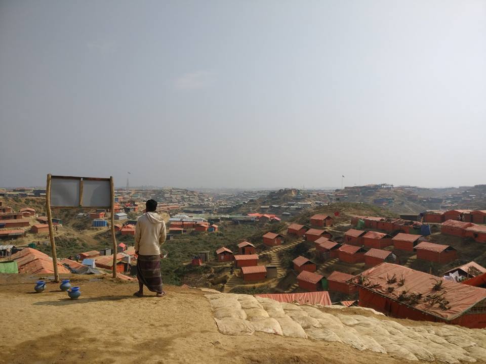 assocCartONG's tweet image. Big thanks to all @TheMissingMaps contributors for all the work done in the #Rohingya refugee camp in #Bangladesh 🙏 137,000 buildings mapped! The data is now used by @MSF and @Refugees for water &amp;amp; sanitation and medical projects. facebook.com/permalink.php?… Keep mapping! 👍