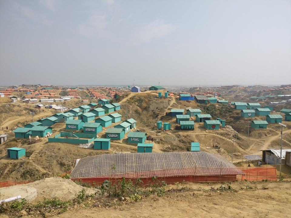 assocCartONG's tweet image. Big thanks to all @TheMissingMaps contributors for all the work done in the #Rohingya refugee camp in #Bangladesh 🙏 137,000 buildings mapped! The data is now used by @MSF and @Refugees for water &amp;amp; sanitation and medical projects. facebook.com/permalink.php?… Keep mapping! 👍