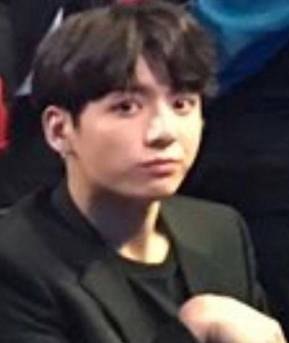 WonhoLuv3's tweet photo. When you hype your own idol by insulting others music & hard work you create enemies to him and this’s really stupid act 😂😂😂😂😂 #MonbebeFlyWithYou https://t.co/m4POySVNNE