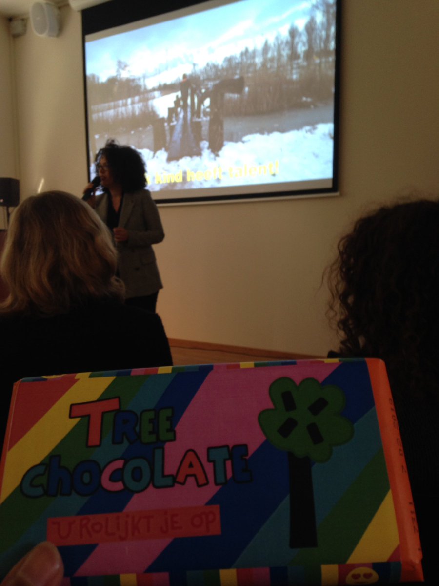 Elk kind heeft talent! #conferentie begint met @fennaulichki en <a href="/abdelkabenali/">Abdelkader Benali</a> in <a href="/020West/">Stadsdeel West</a> ..met <a href="/Fawaka_OS/">Fawaka_OS</a> chocola!