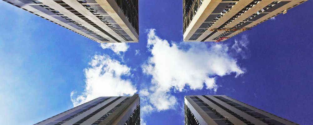 When evaluating and implementing new #technology solutions, it’s important to weigh the pros and cons of #hosting it on-site or in the #cloud. So, how do you decide which option is best for your firm? #legalit #lawfirms #legaltech #cloudvsinhouse ed.gr/hlp3