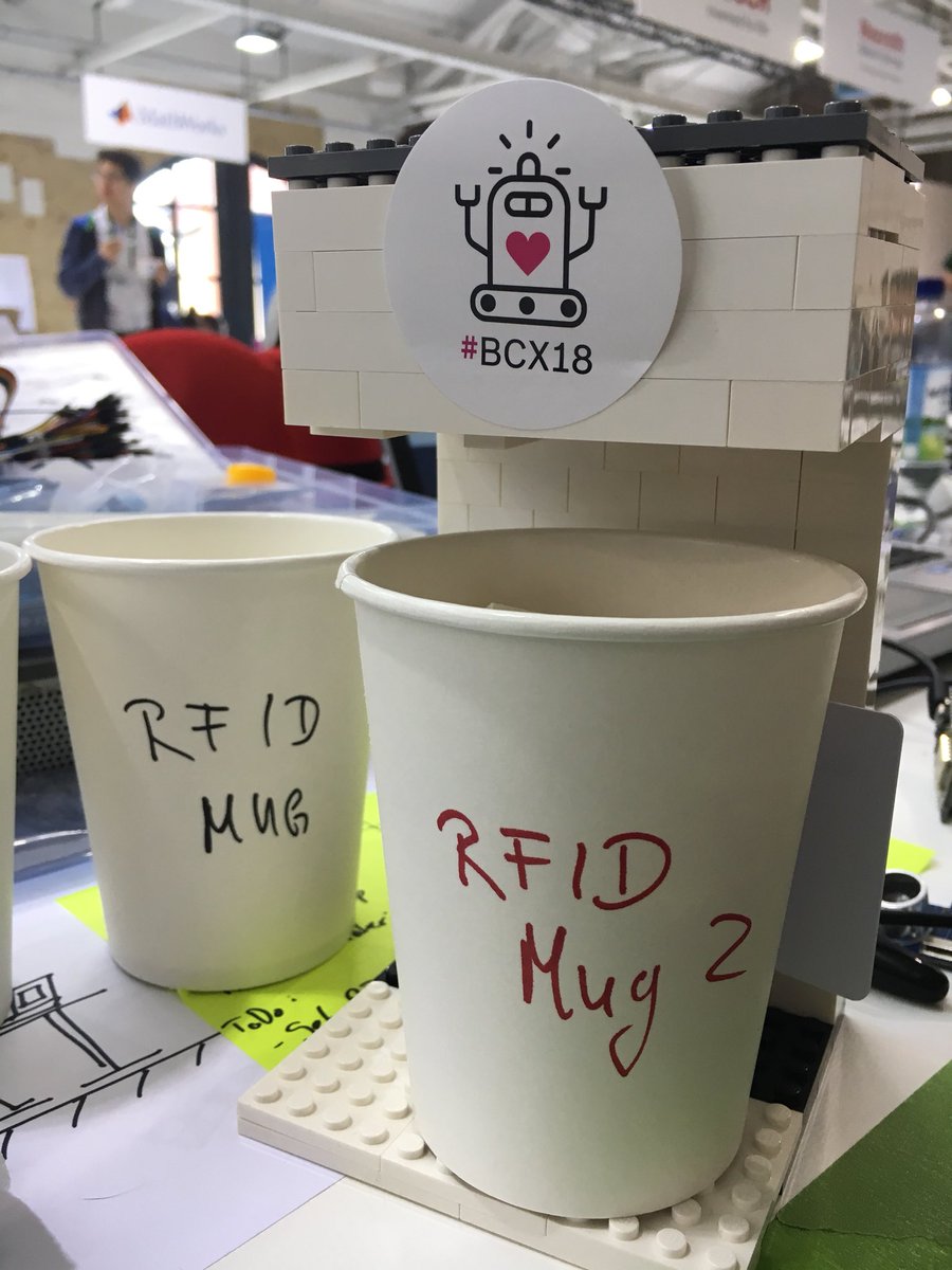 AntoniaDueker's tweet image. JITC - Just In Time Coffee at Bosch Connected World #BCX18 #CodingCats #Bosch