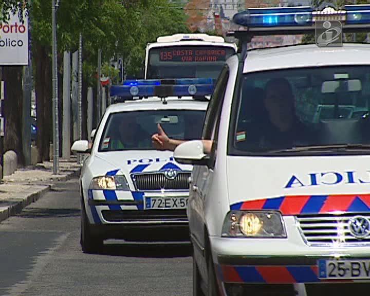 FullNumberCom's tweet image. #PSP desmantela rede de roubo e desmontagem de automóveis 🚘

#cars #automoveis #portugal #coimbra #roubo

rtp.pt/noticias/pais/…