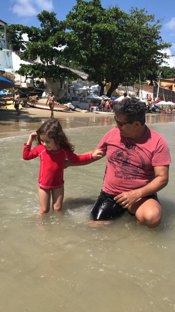 robatta's tweet photo. Três anos que sou titia dessa lindeza! Parabéns Lívia Maria!! Titia ama muitão! #liviamaria https://t.co/xJ6bqPqb3x