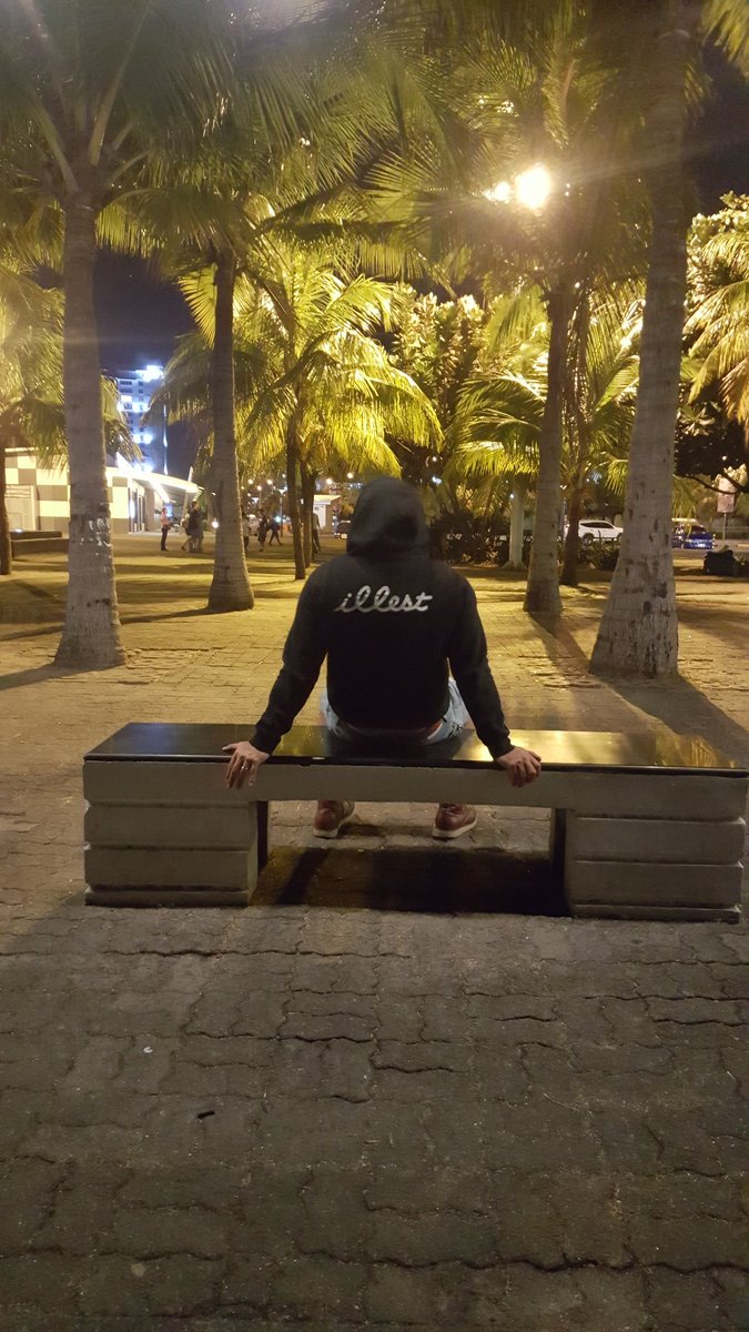 AceSanJoaquin1's tweet image. illest x black
#mornight