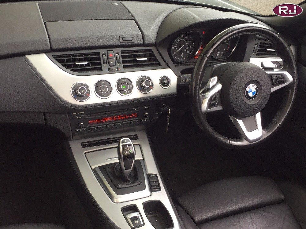 SupercarCat's tweet photo. ✨2010 #BMWZ4 Roadster ✨

✨ £311 p/m over 48 months with £5K deposit or £16,995 cash price ✨

✅ Only 49k miles!
✅ £4000 worth of extras
✅ Heated front seats
✅ 1owner

✨VISIT OUR WEBSITE✨
📞01256 763658

✨Finance available ✨
@UsedCars4SaleUK https://t.co/A2OhSjeVS1