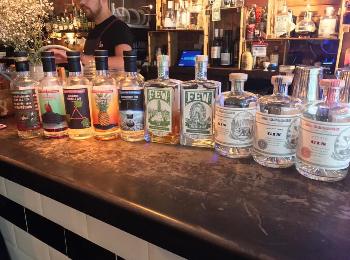 We had the pleasure of @mavdrinkswoffy hosting a fantastic <a href="/MaverickDrinks/">Maverick Drinks</a> Gin training session with some awesome #Leeds bartenders this afternoon! <a href="/BoutiqueyGin/">Boutique-y Gin Co</a> <a href="/StGeorgeSpirits/">St. George Spirits</a> <a href="/fewspirits/">Few Spirits</a> #delicious #gin #training #learning #leeds #hedonistproject