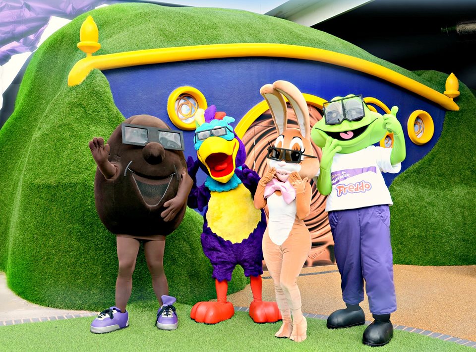 CadburyWorld's tweet photo. WIN a FAMILY PASS TO OUR NEW CADBURY CHARACTER WEEKENDS! A world of chocolatey fun + 2 exclusive Cadbury character shows.RT to enter. T&amp;Cs are available on our website. https://t.co/gpNefKj0LC