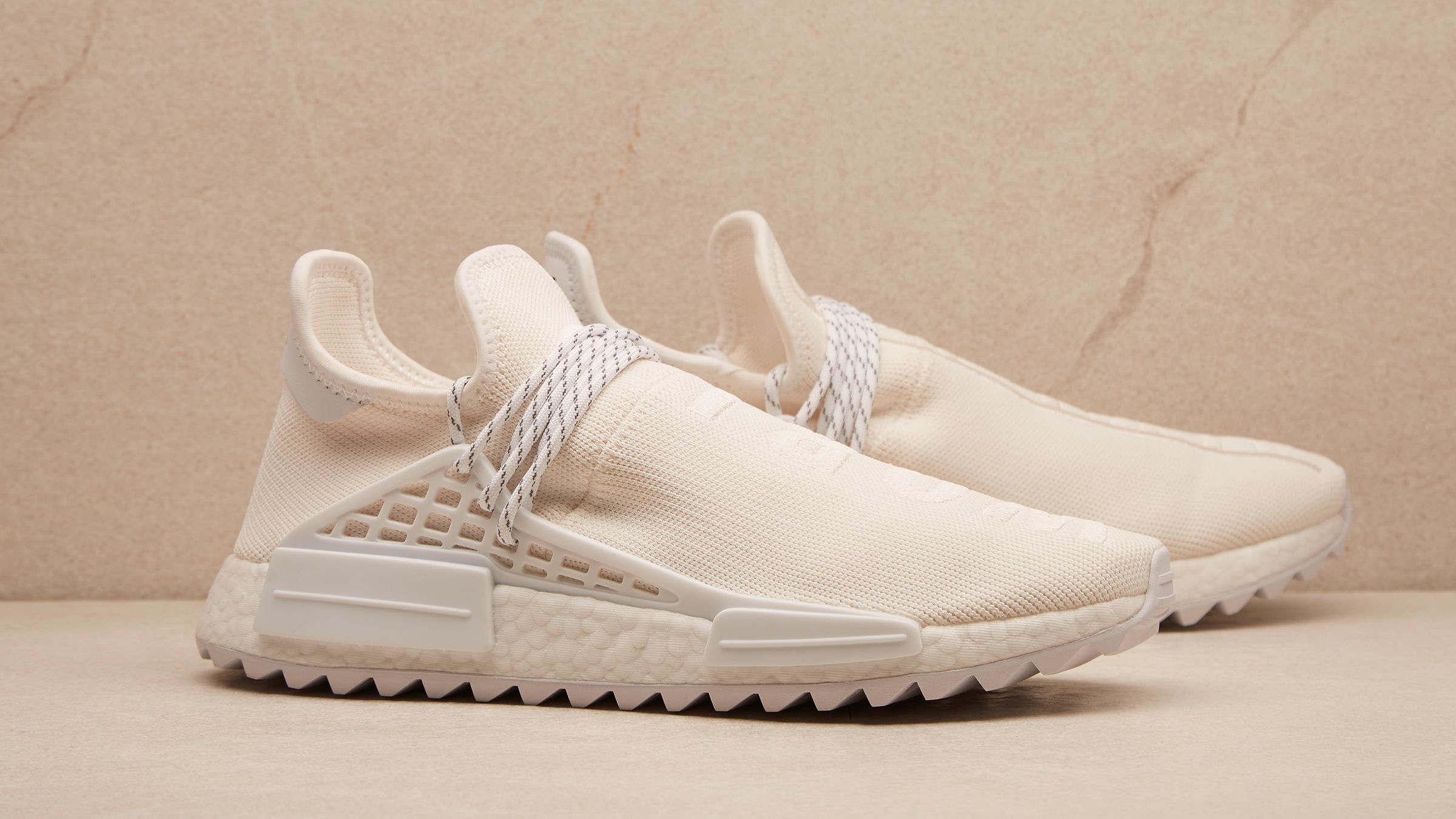 JustFreshKicks Twitterissä: "The Pharrell x adidas NMD Trail Holi "Blank Canvas" releases Friday LINKS -&gt; https://t.co/A1SKOhfNZn / Twitter