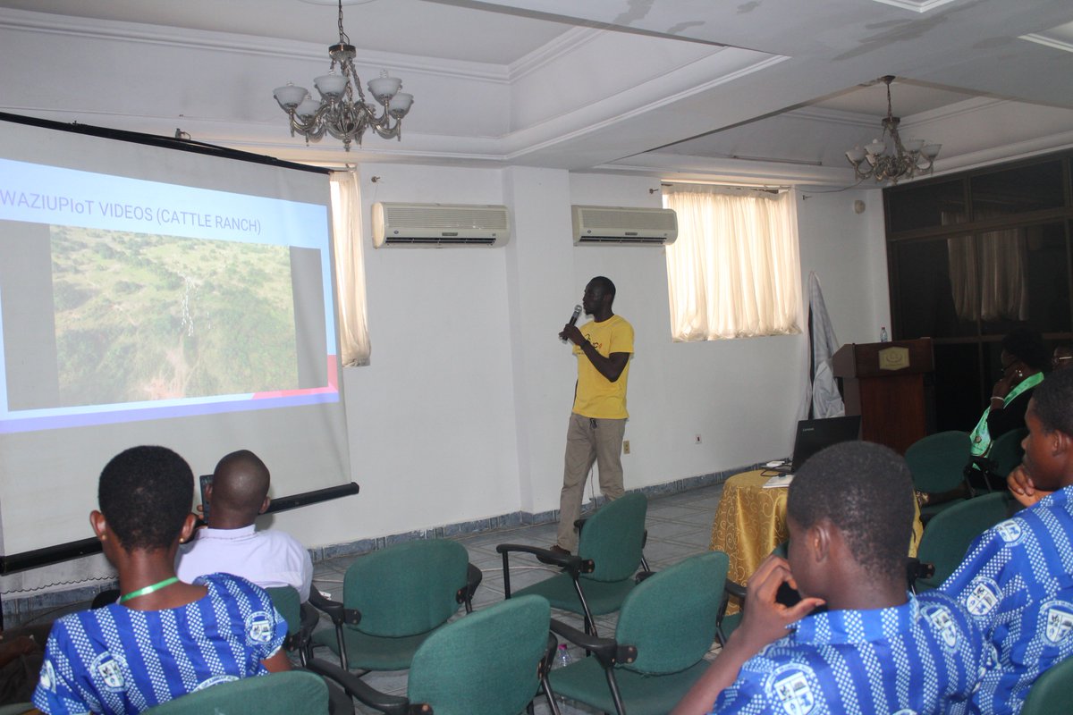 iSpaceGh's tweet photo. We've been spending time with Students in various High Schools in #Accra in this year's #wazihack/ AG-Stud Bootcamp for Agric Students.
Our Implementation of #IoT, @waziupIOT, have been introduced to them. Next is to ignite their creativity to bring out solutions. https://t.co/l6E9PPR6RX