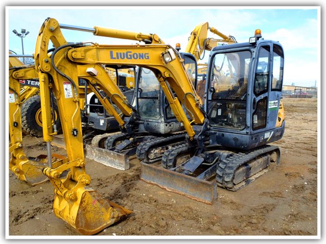 rockanddirt's tweet photo. Late Model Construction Fleet 
Everything MUST be SOLD!  
For details:  https://t.co/DoME7uj8Qp
#BuyNow #ConstructionEquipment #Construction #Sale #MustSell #February #Deal #BestoftheDay #PrimeEquipment #PrimeEquip #Houston #Texas #SoldTiger #Tiger #TigerLiquidation https://t.co/Sw15SmlX3H