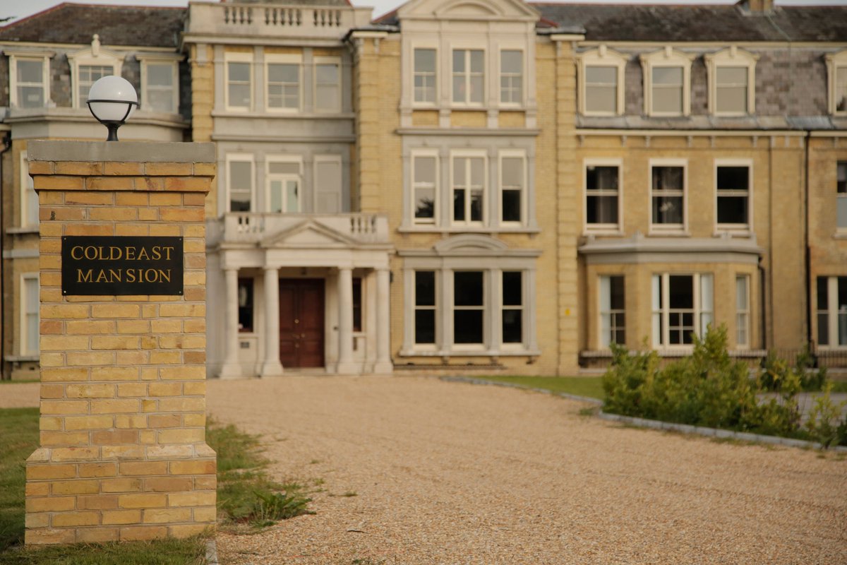 Coldeast Mansion offers studio and one bedroom serviced apartments. We look forward to seeing you soon. Book now!

coldeastmansion.com
#Southampton #ServicedApartments