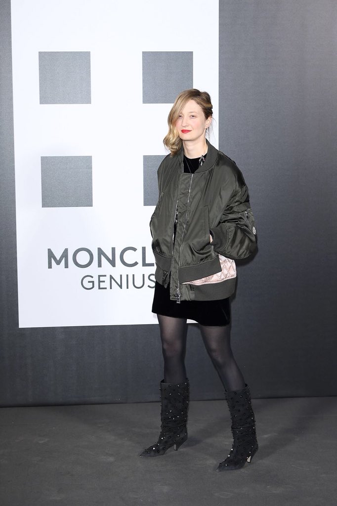 #MONCLERGENIUS <a href="/Moncler/">Moncler</a> #valeriagolino #albarohrwacher #vittoriapuccini #matildegioli #friendsandfamily #mygirls #suite19pr #suite19prcelebritiesspecilaist #valentino <a href="/MaisonValentino/">Valentino</a>