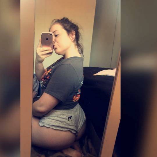 Badwolfeee91's tweet photo. 🙌 YASSS It's time for a great show ThickyIsBad👌🏻: 
https://t.co/EdXDH6DYeq https://t.co/7huW1V1TTP