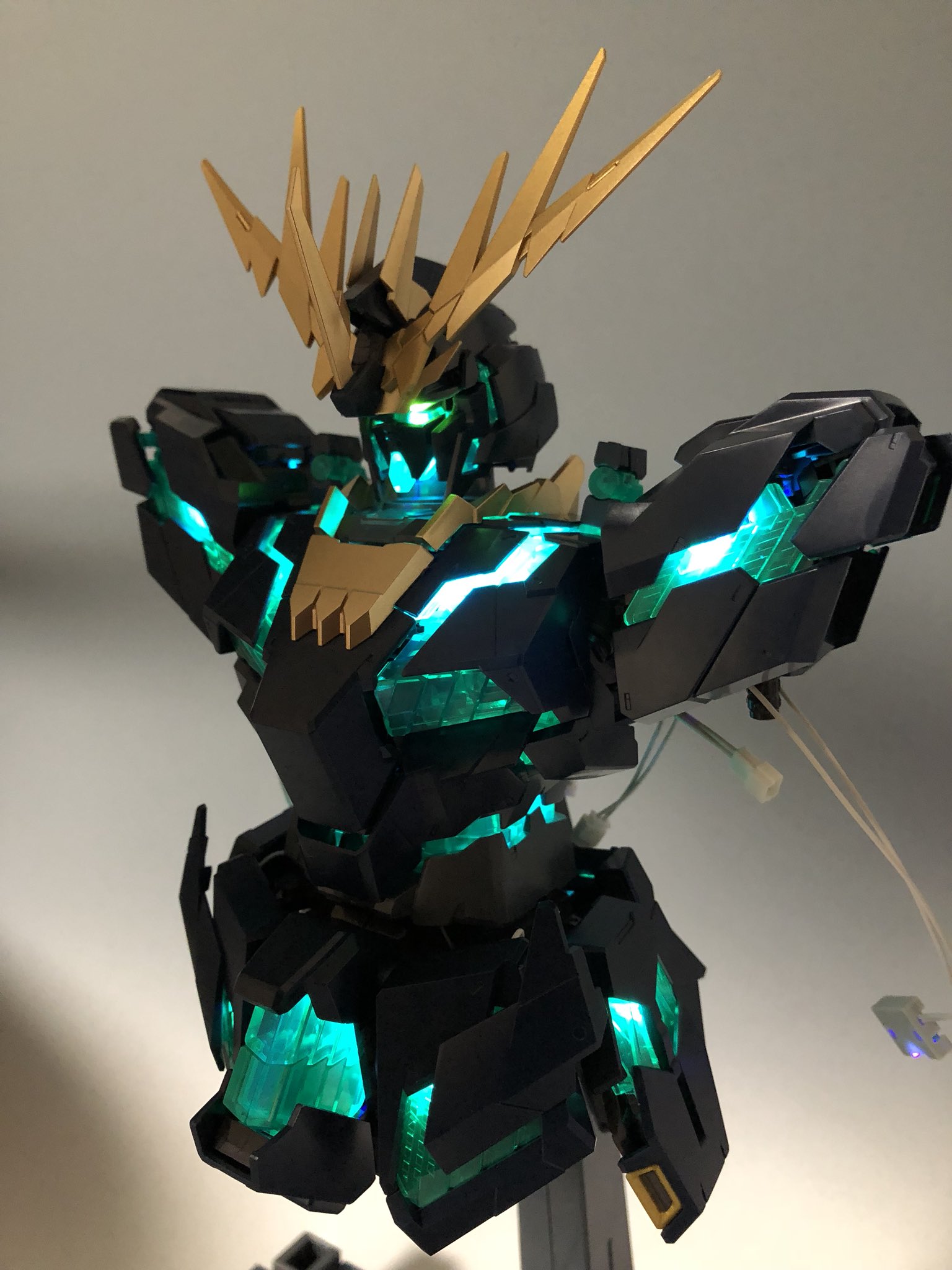 デンデロ Pg ユニコーンガンダム2号機 バンシィ ノルン 最終決戦ver 進捗 今日は肩を組み立て 一気に胸像感が出て この状態で置いておくのもまた良い T Co Ghojta731b Twitter デンデロ Pg ユニコーンガンダム2号機 バンシィ ノルン 最終決戦ver 進捗 今日は肩を組み立て 一気に胸像感が出て この状態で置いておくのもまた良い T Co Ghojta731b Twitter