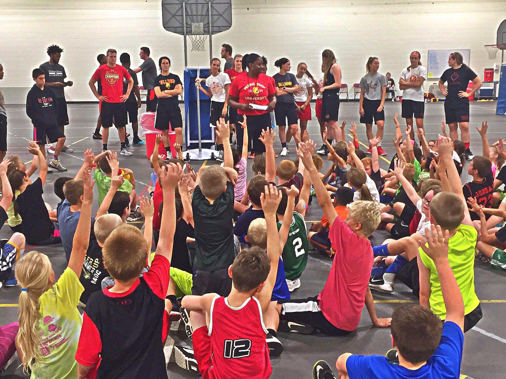 FerrisWBBall's tweet image. Save the day! June 25-27th for our K-5 Youth Camp from 9AM-Noon. Visit @FerrisWBBall website to contact staff for more information. #RiseWithUs #7Core