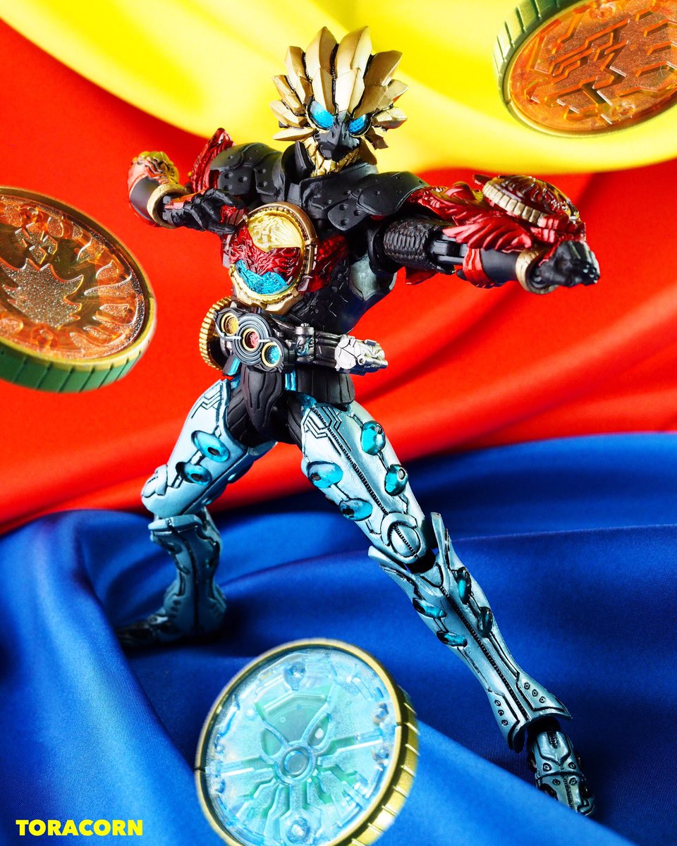 トラコーン ライオン クジャク タコ ラジャタ 病み上がりで撮る亜種じゃなかったとちょっと後悔 でも やっぱり楽し メダルと亜種とサテン 仮面ライダーオーズ T Co Gnzykn3hra Twitter