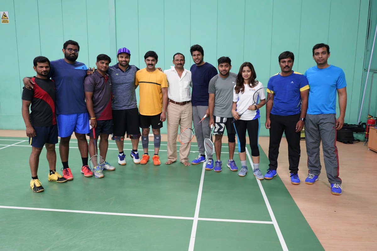 TollywoodThndrs's tweet photo. Tollywood Thunders team practice session photos at @gamepoint_in official training partner. 
@TollywoodThndrs @i_manalirathod @CBLindia @vnandiniy #tollywoodthunders #PakkaSmash #cblseason2 #CBLIndia #CBL2 https://t.co/42FS9iBlbt