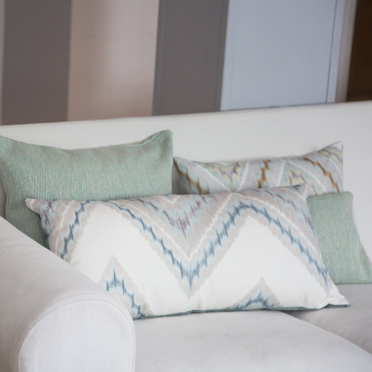 YbarraySerret's tweet photo. Pillows 💙

#pillows #cushions #fabrics #interiorismo #Interiordesign #decoracion #Lifestyle #YbarraySerret https://t.co/Q43y2WHg1O
