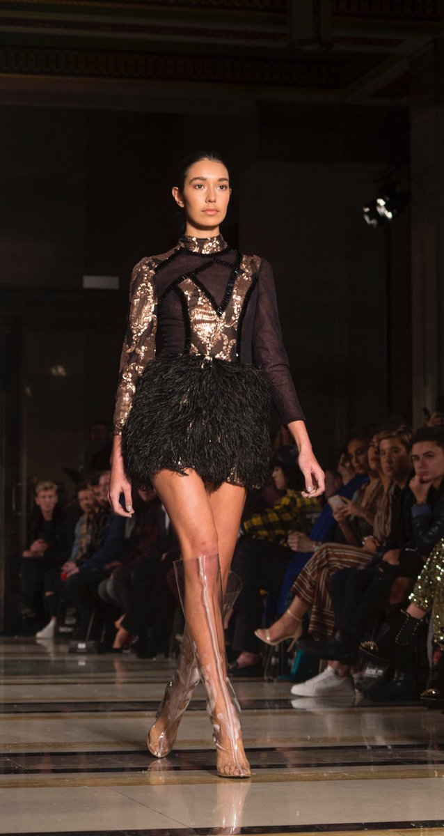 The never ending variations of female beauty - <a href="/MIMITrandesign/">MIMI Tran Design</a> AW18 at <a href="/FashionScout/">Fashion Scout</a>  theglasspineapple.com/blogs/catwalk/… @ThePrimGirl #lfw #LondonFashionWeek