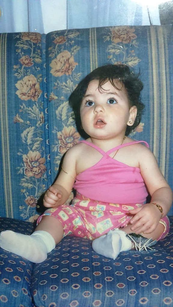 DuniahSameh's tweet photo. #GlowUpChallenge 🖤 https://t.co/IG5zHHKE5k