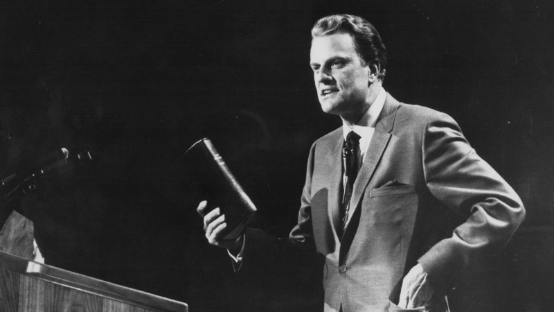mission_univ's tweet image. "What a day that will be, when my Jesus I shall see" 
BBC is thankful for Billy Graham. Today, spokesman for the Graham Family, Mark DeMoss says "Graham.. died at his home in North Carolina.. He was 99. Graham reached more than 200 million through his appearances.."