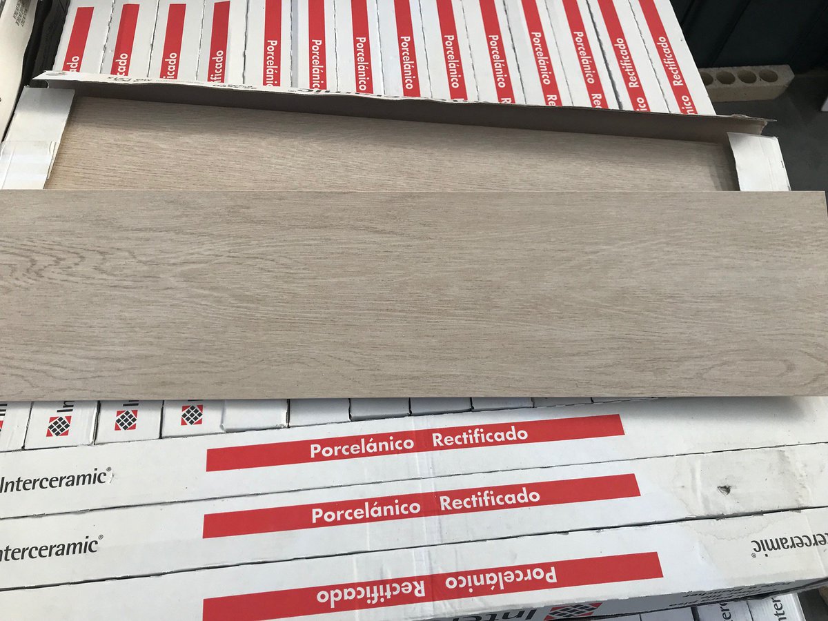 EdilService's tweet image. Vi presentiamo oggi la nuova arrivata nel nostro angolo delle occasioni! Piastrella Cm. 22,5X90 serie I-DOGA Infinity al prezzo come sempre più basso sul mercato € 10,90 + IVA al Mq. FINO AD ESAURIMENTO SCORTE!
#Edilserviceiscoming              SEGNATELO!