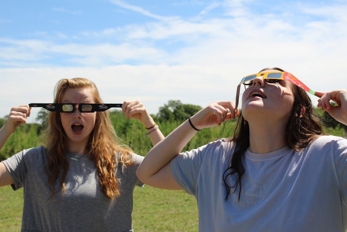 Banana_Maya1's tweet image. My babygirl is 18 today. The love of my life, the realest in the game, THE hottest and coolest person I’ve ever met is now an adult. So blessed to know you nibs:* Hbd bb &amp;lt;3 #wifey4lifey #cirillas #badasf