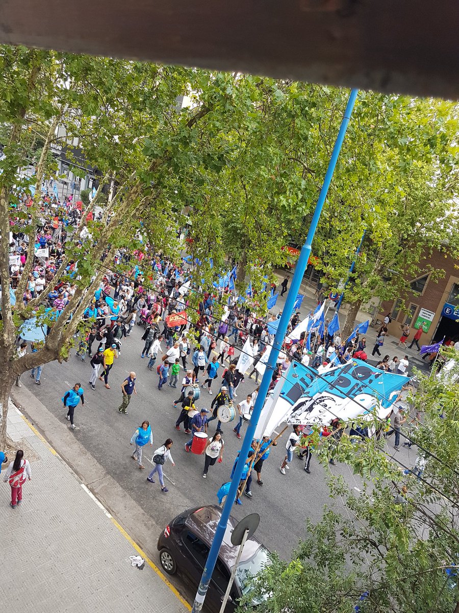meridelmar's tweet photo. [AHORA] movimientos de  @MGPmardelplata presentes en la #Marcha21F https://t.co/lusATEPbBB